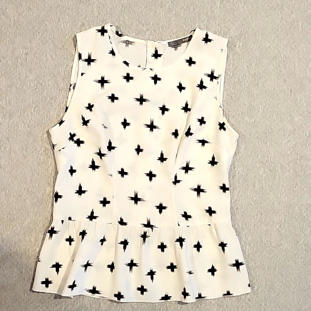 Smart Set Sleevless Blouse